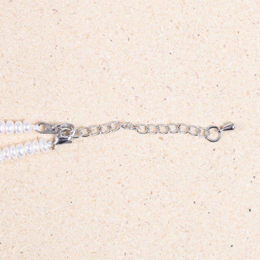 Natural pearl necklace