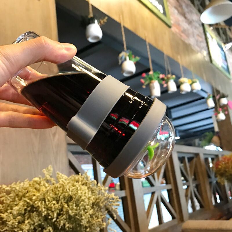 Hand cup plastic water cup