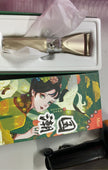 Electric eyelash curler clip