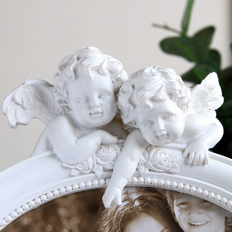 Retro silver white oval resin photo frame
