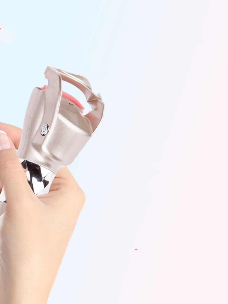 Electric eyelash curler clip