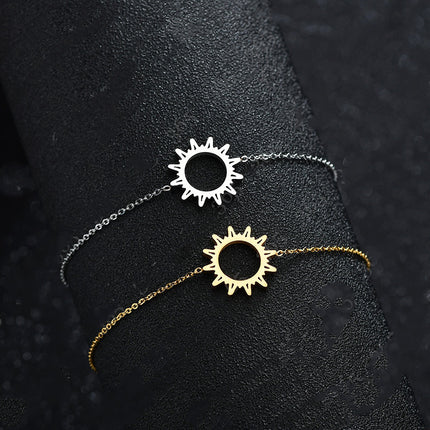 Hollow 18K Gold Sun Bracelet
