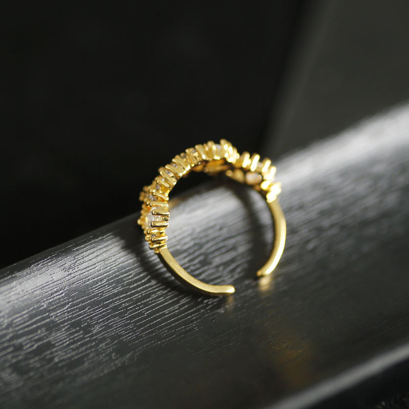 Zircon ring ring female