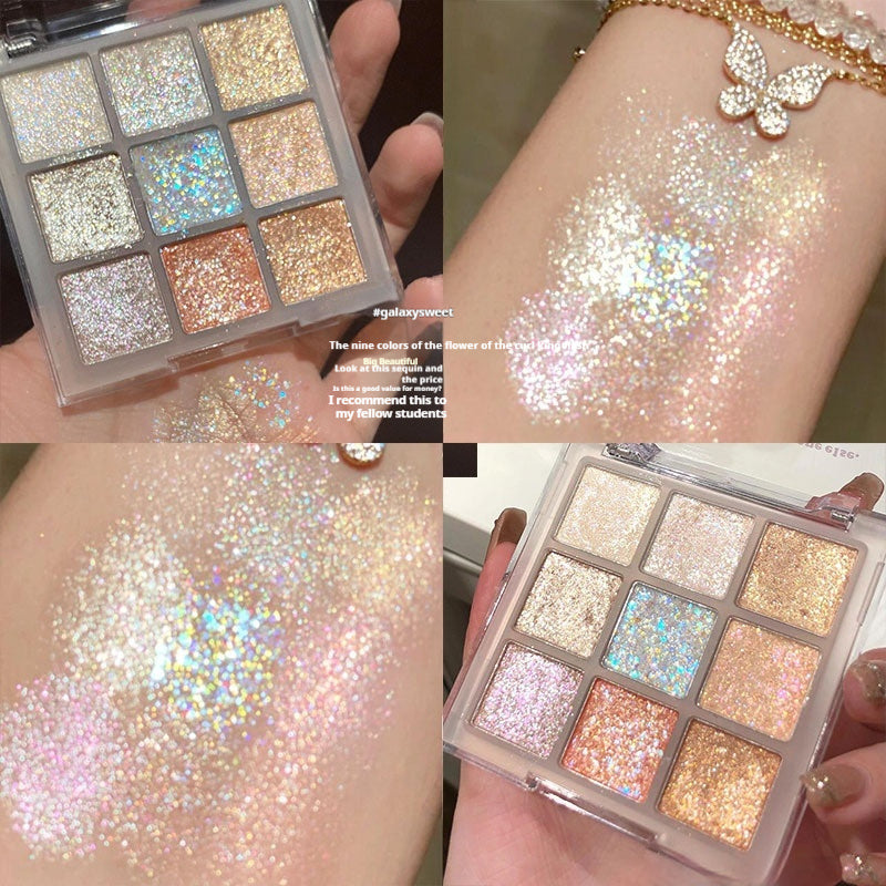 Women's Fashion Christmas Snowflake Eye Shadow Plate