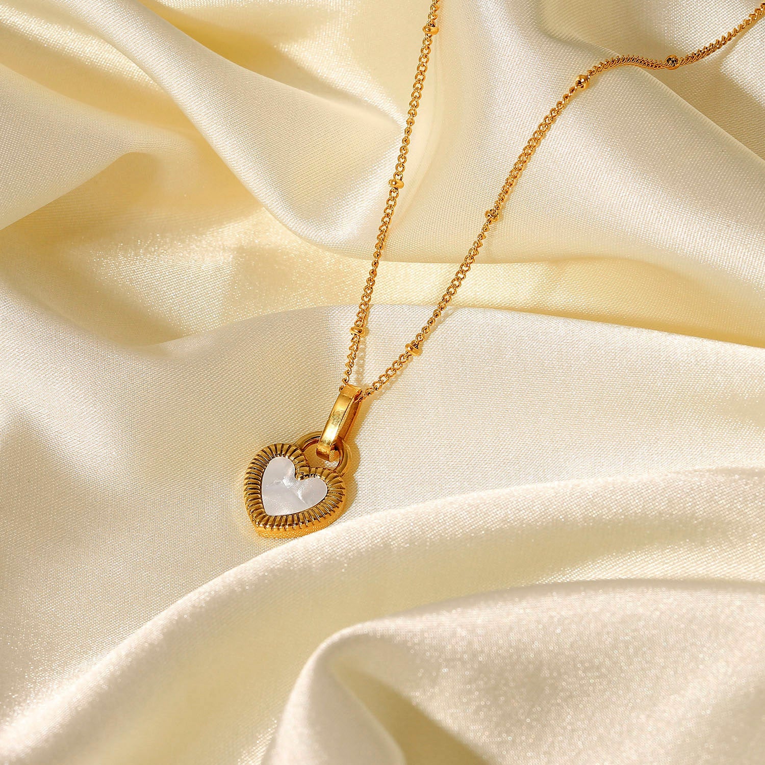 New Titanium Steel 18K Gold Double-sided Love Heart-shaped Small Lock Pendant Necklace