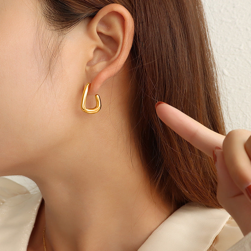 Fashionable Simple Niche Ins Advanced Design Versatile U-shaped Titanium Steel Earrings