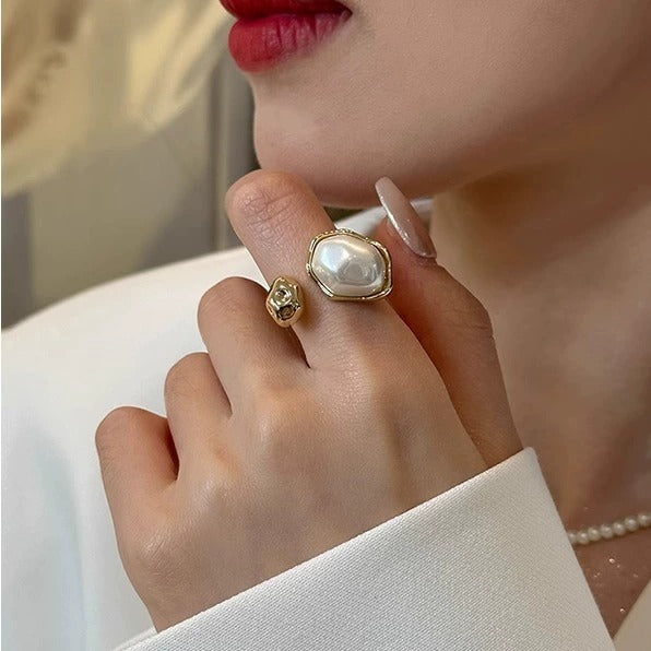 Special-interest Design Light Luxury High-grade Sense Switchable Index Finger Ring