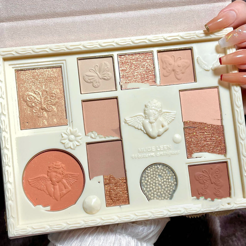 12 Colors Lace Pearly Matte Eyeshadow Palette