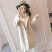 Long woolen coat in the woolen coat