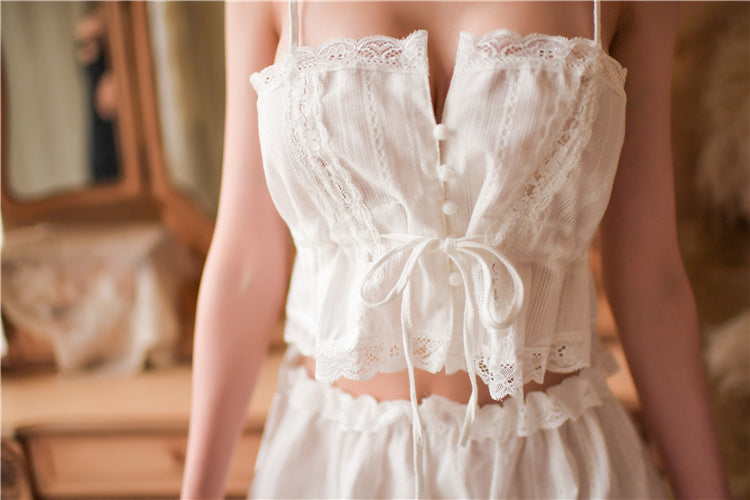 Sling wrapped chest pajamas