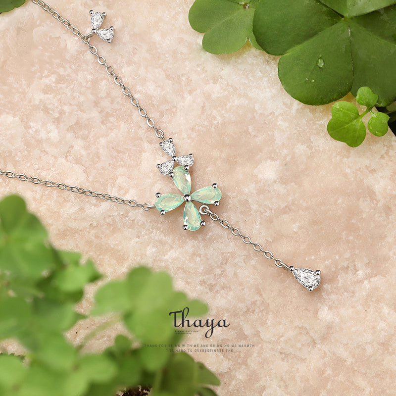 Four-leaf clover small lucky necklace female