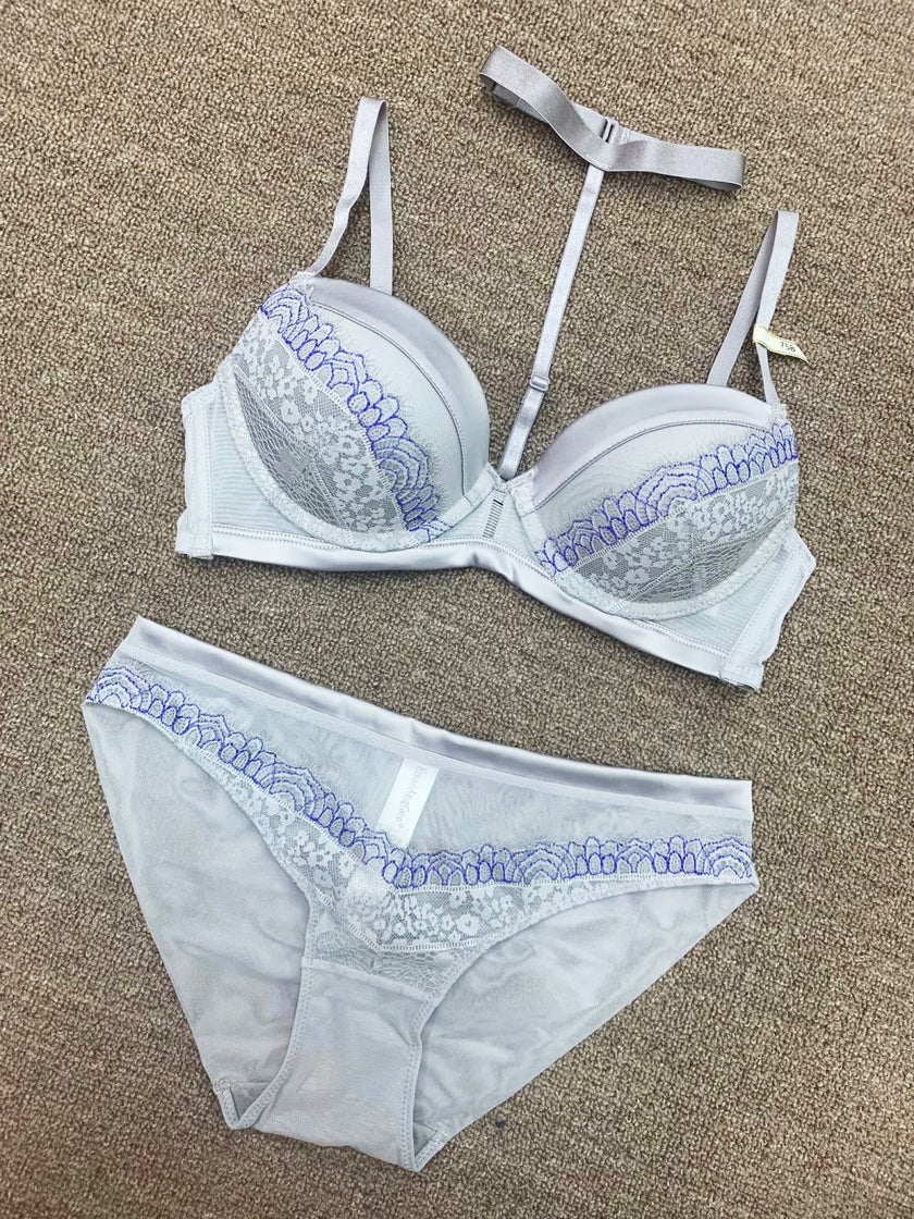 Sexy deep V gathered around the neck underwear