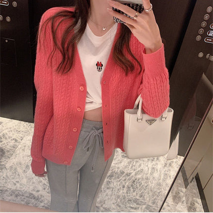 Gentle Wind Wool V-neck Knitted Cardigan Women