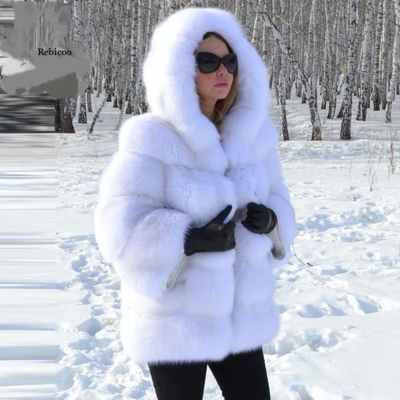 Women's Fur Coat Is Popular In Europe And America