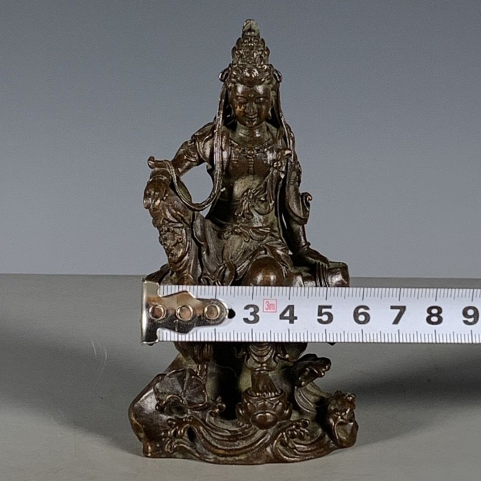 Antique Old Object Guanyin Small Ornaments Bronze