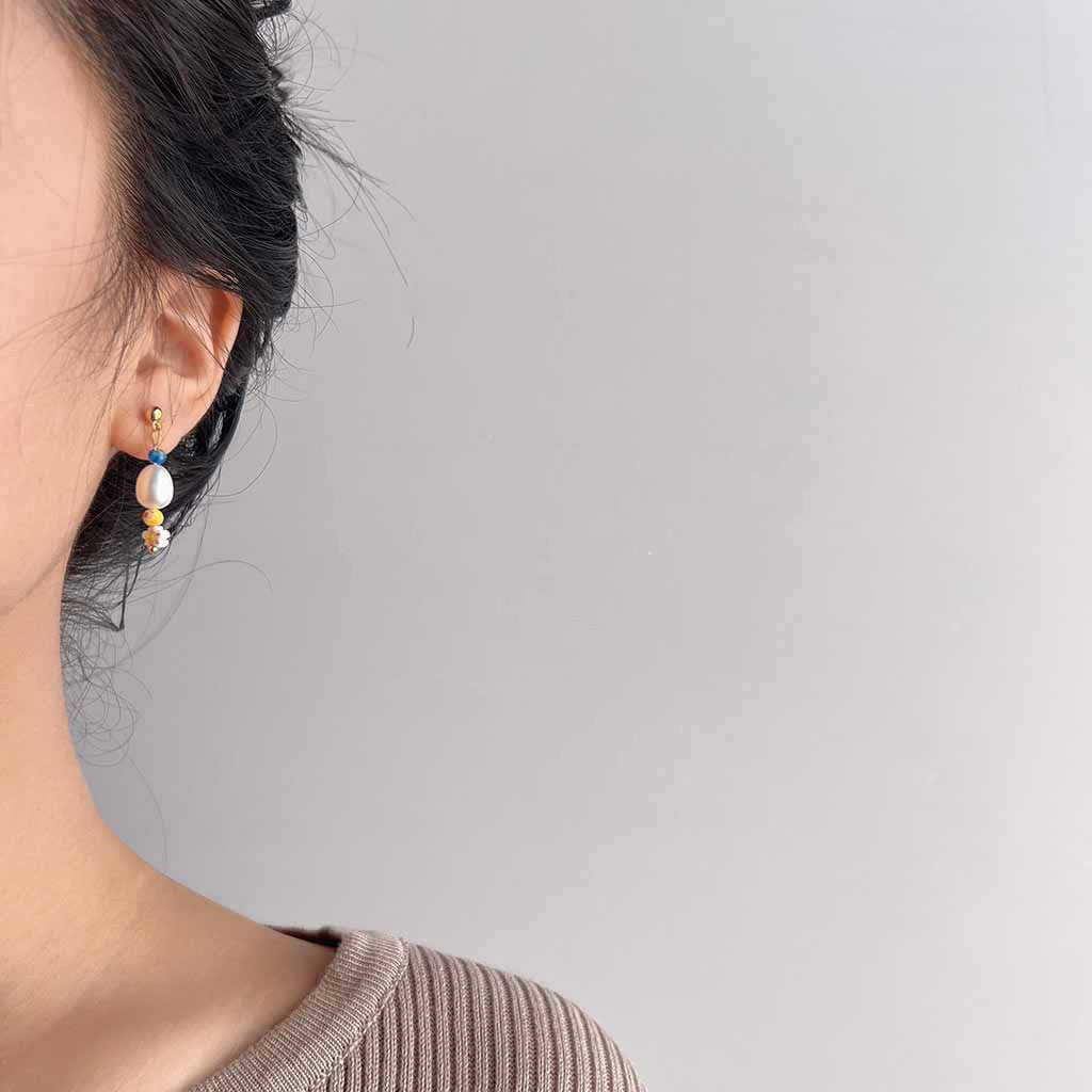 Women's Fashionable Asymmetric Design Glass Floral Colored Glaze Ear Clip