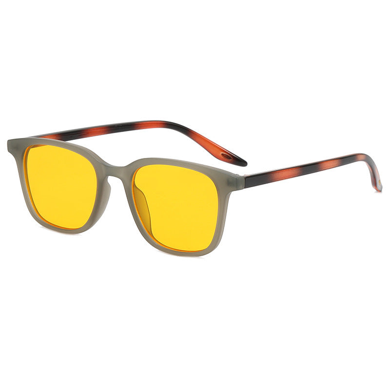 Retro Style Light-colored Sunglasses For Women