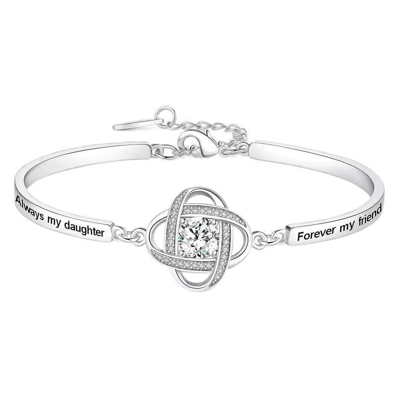 Lucky Four-Leaf Clover Bracelet Female Flower Girlfriends