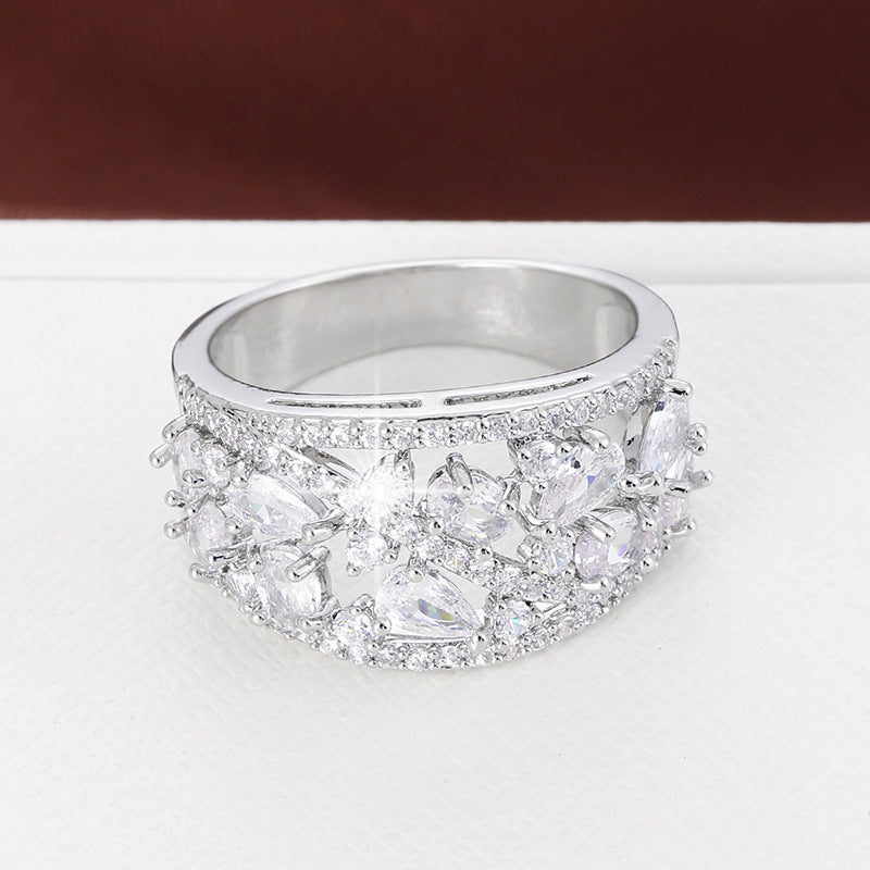 Fashion Exquisite Inlaid Zirconium Wide Face Ring