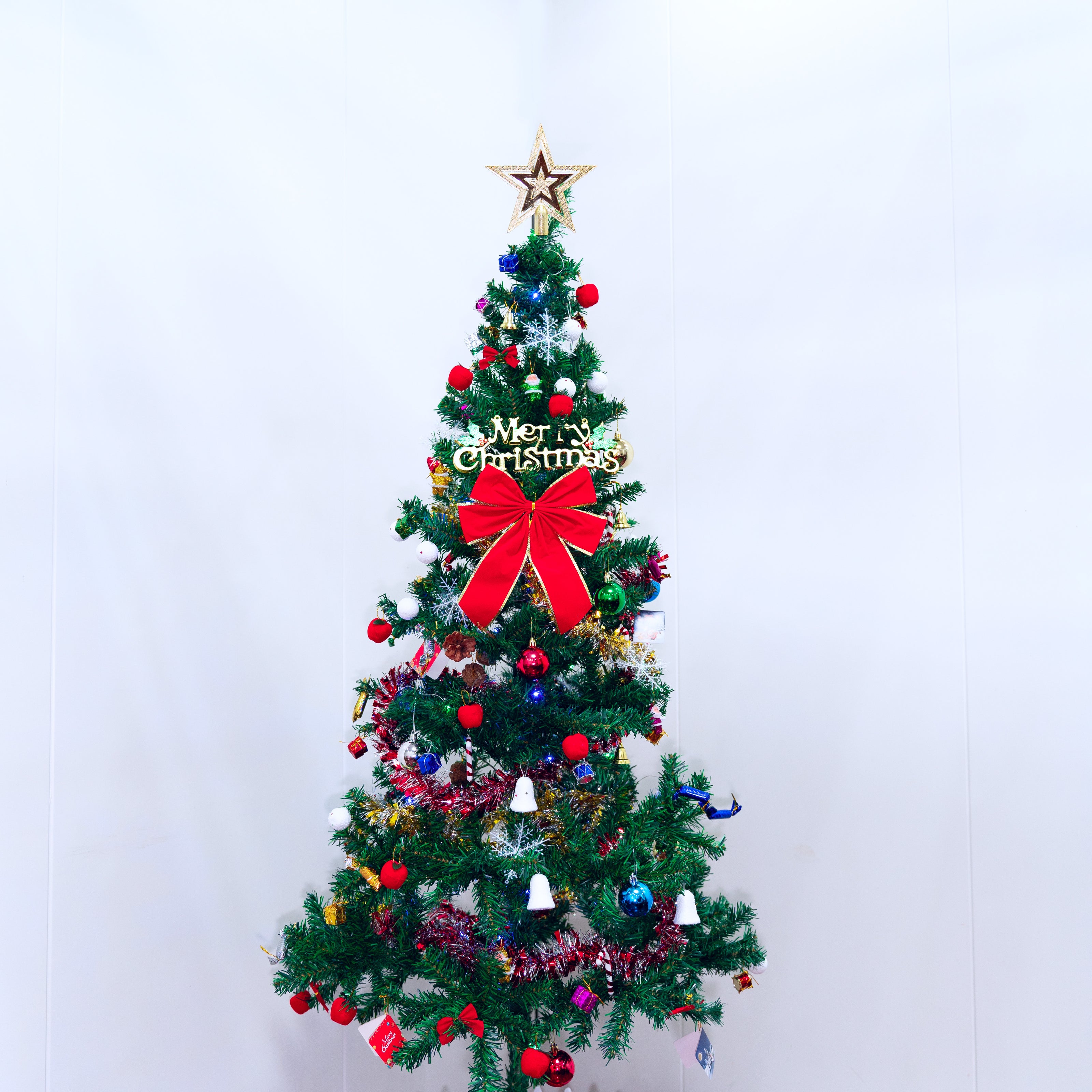 6ft Artificial Christmas Tree With LED Energy-saving Lights, Including 195 Pendant Tree Skirts And Guardrails