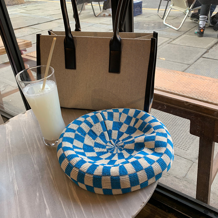 Korean Version Of The Small Fashion Niche Painter Hat