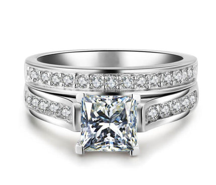 Men And Women Simple Fashion Zircon Ring Set