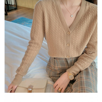Gentle Wind Wool V-neck Knitted Cardigan Women