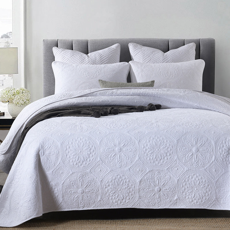 Double-sided Embroidered Bedding Set Of Three Pieces