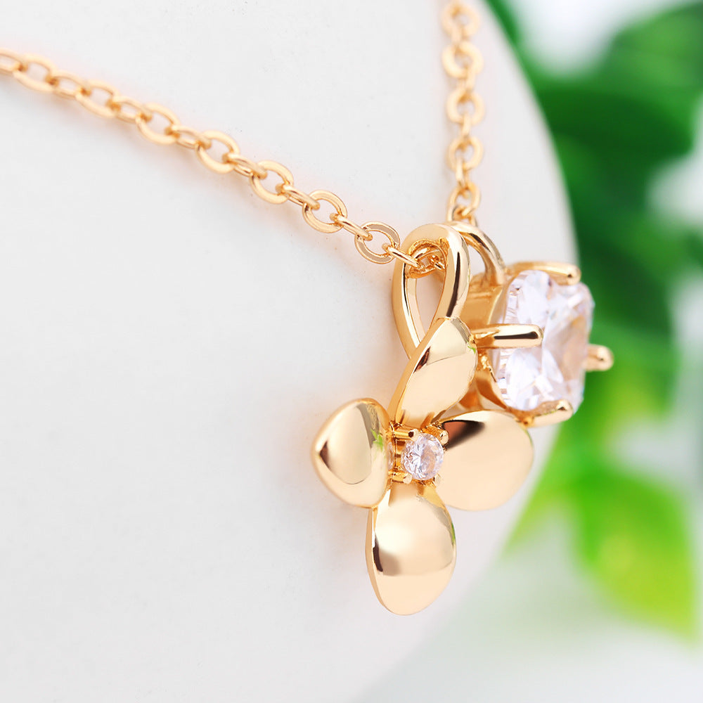 Fashion Design Little Lucky Four Leaf Clover Necklace
