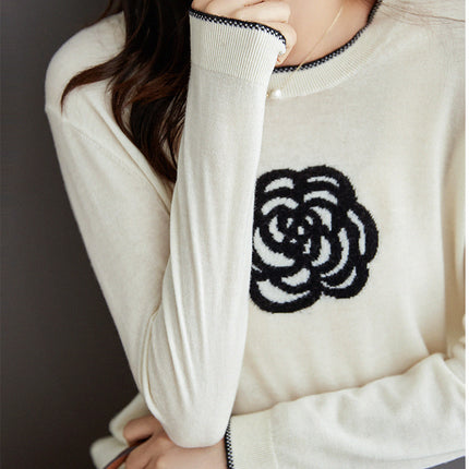 Fashionable Wool Knitted Bottom Blouse For Women