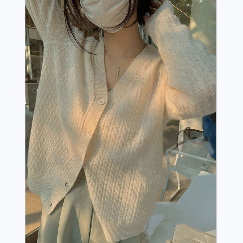 Gentle Wind Wool V-neck Knitted Cardigan Women