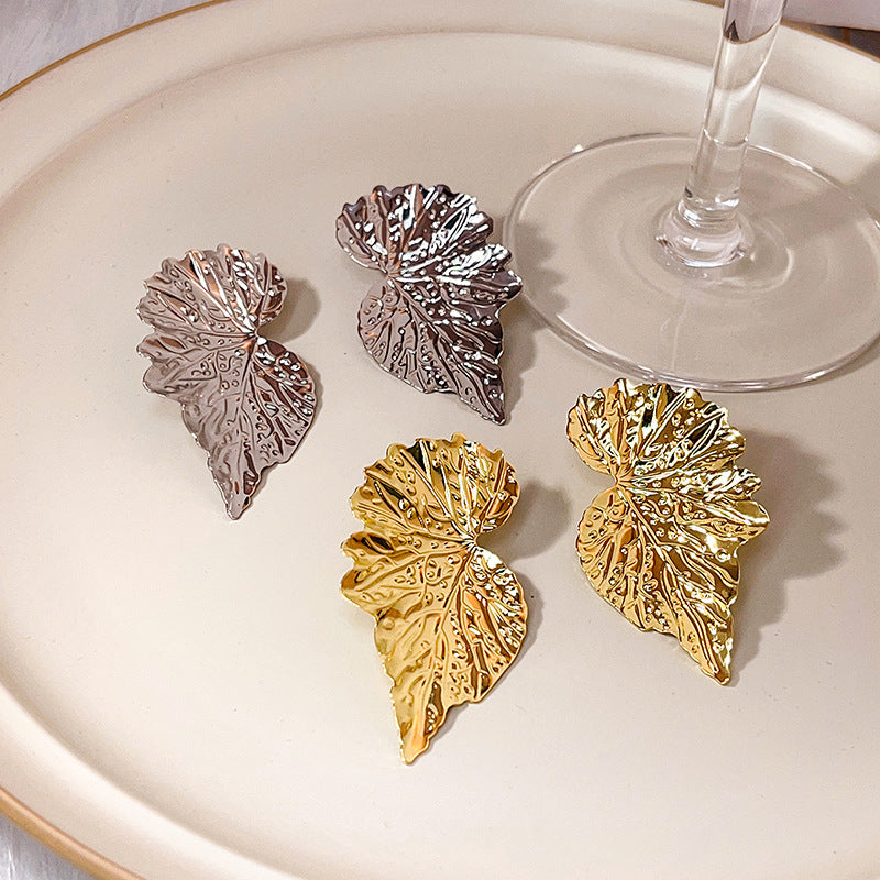 Trendy Pleated Three-dimensional Leaf Earrings