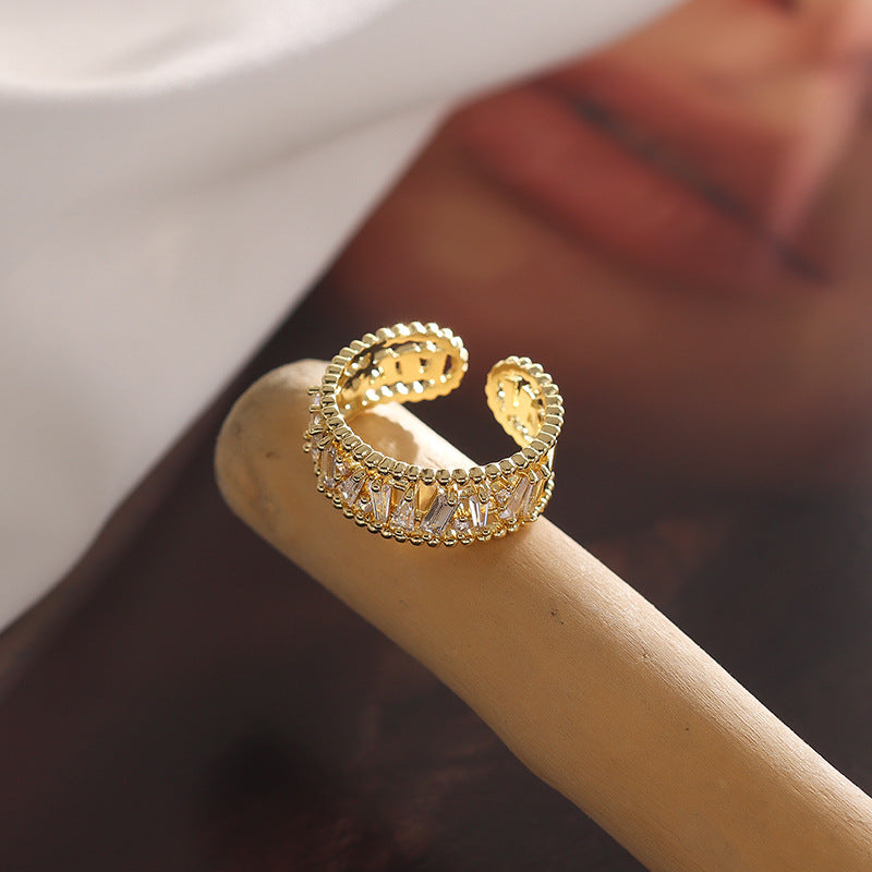 Light Luxury High-grade Hollow Glittering Diamond Ring