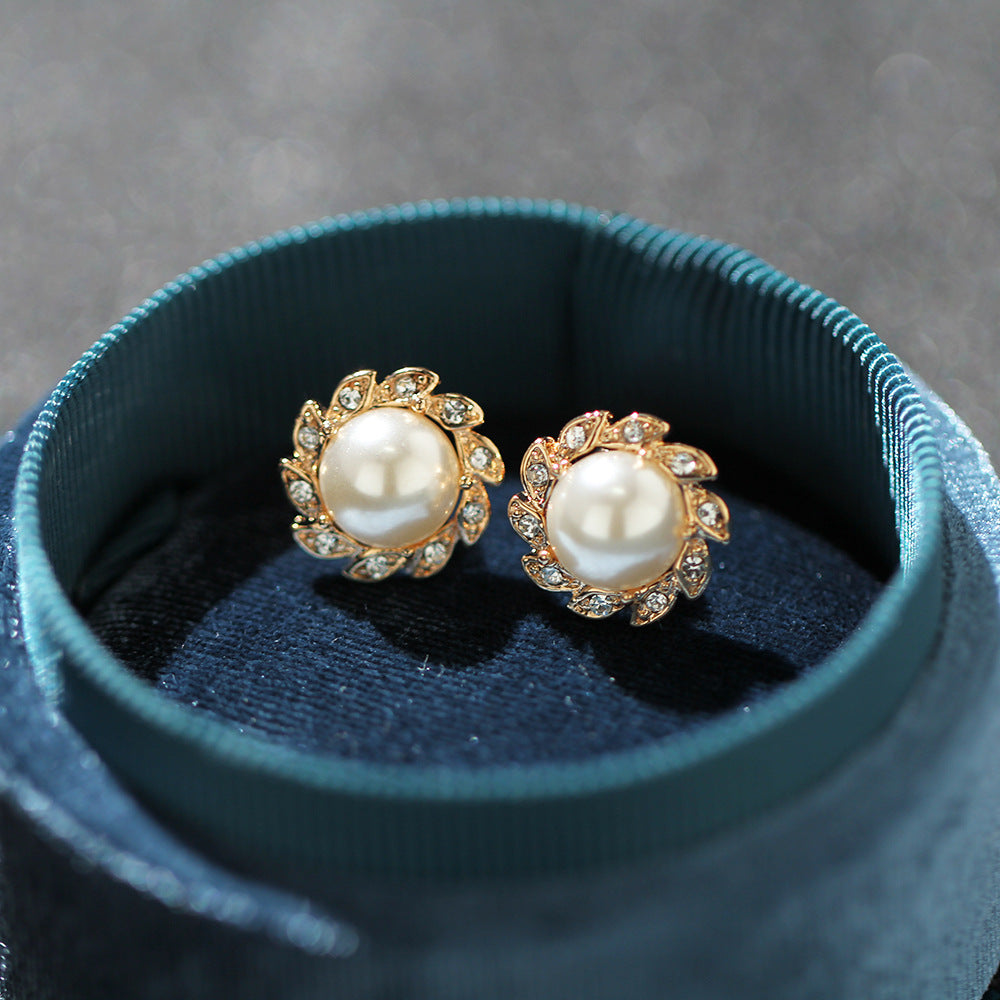 Simple Refined Rhinestone Artificial Pearl Earrings