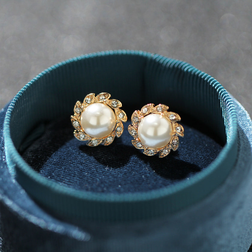 Simple Refined Rhinestone Artificial Pearl Earrings
