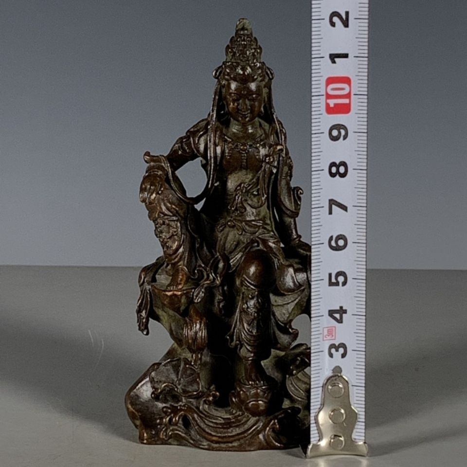 Antique Old Object Guanyin Small Ornaments Bronze
