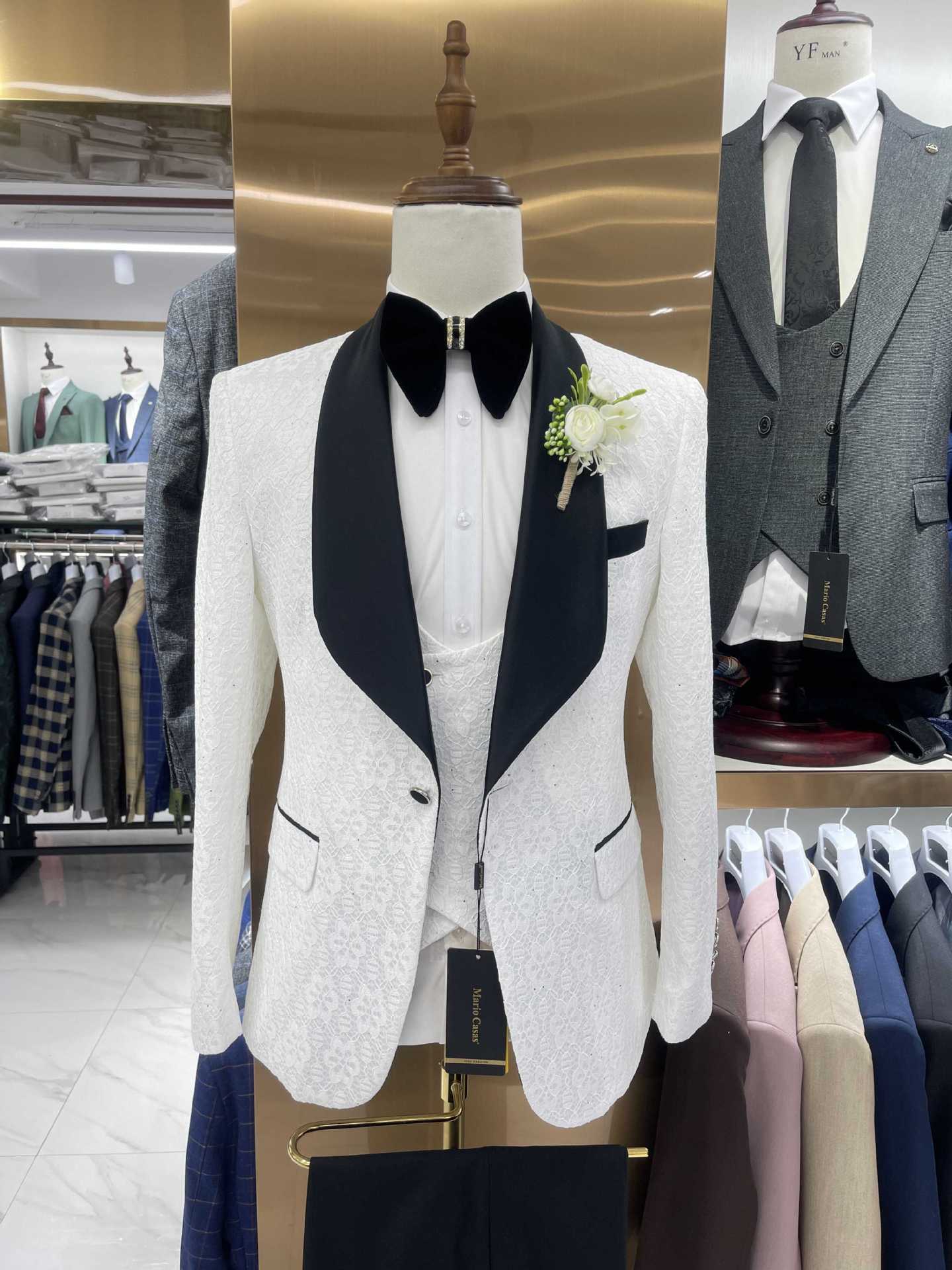 Shiny Black Men's Suit Set 3 Pieces Groomsmen Wedding Lace Costumes