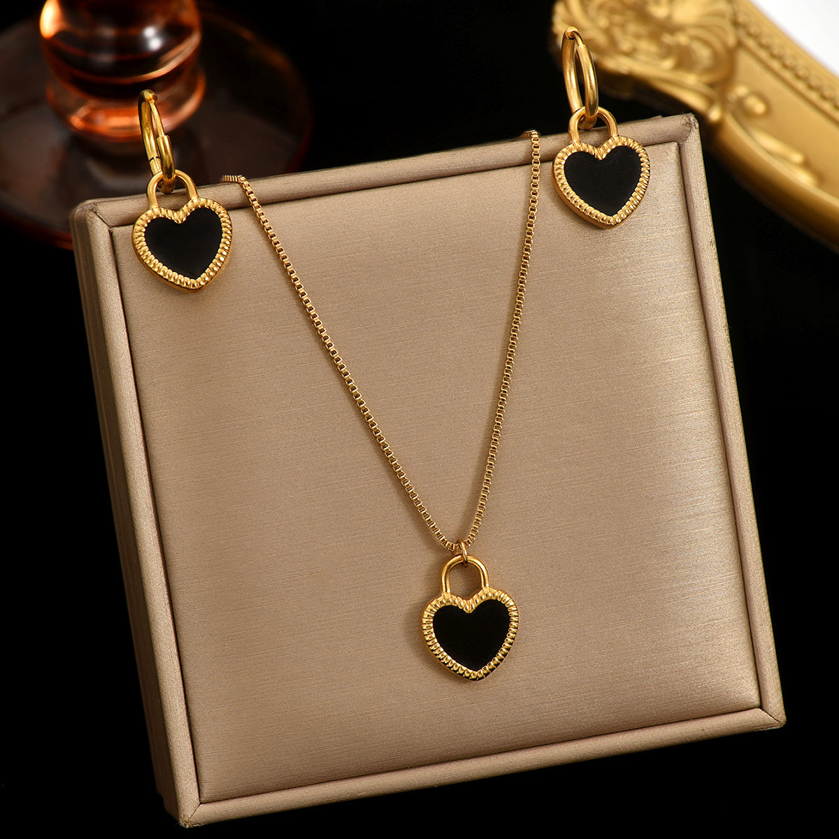 Lxalry 18K Gold Plated Stainless Steel Heart Mirror Jewelry Set  Hypoallergenic Skin Safe Necklace   Earrings For Daily Evening Never Fade Luxury Gift For Her