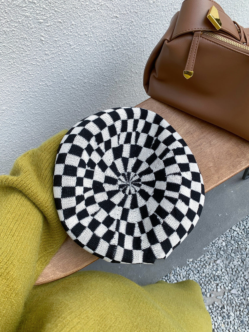 Korean Version Of The Small Fashion Niche Painter Hat