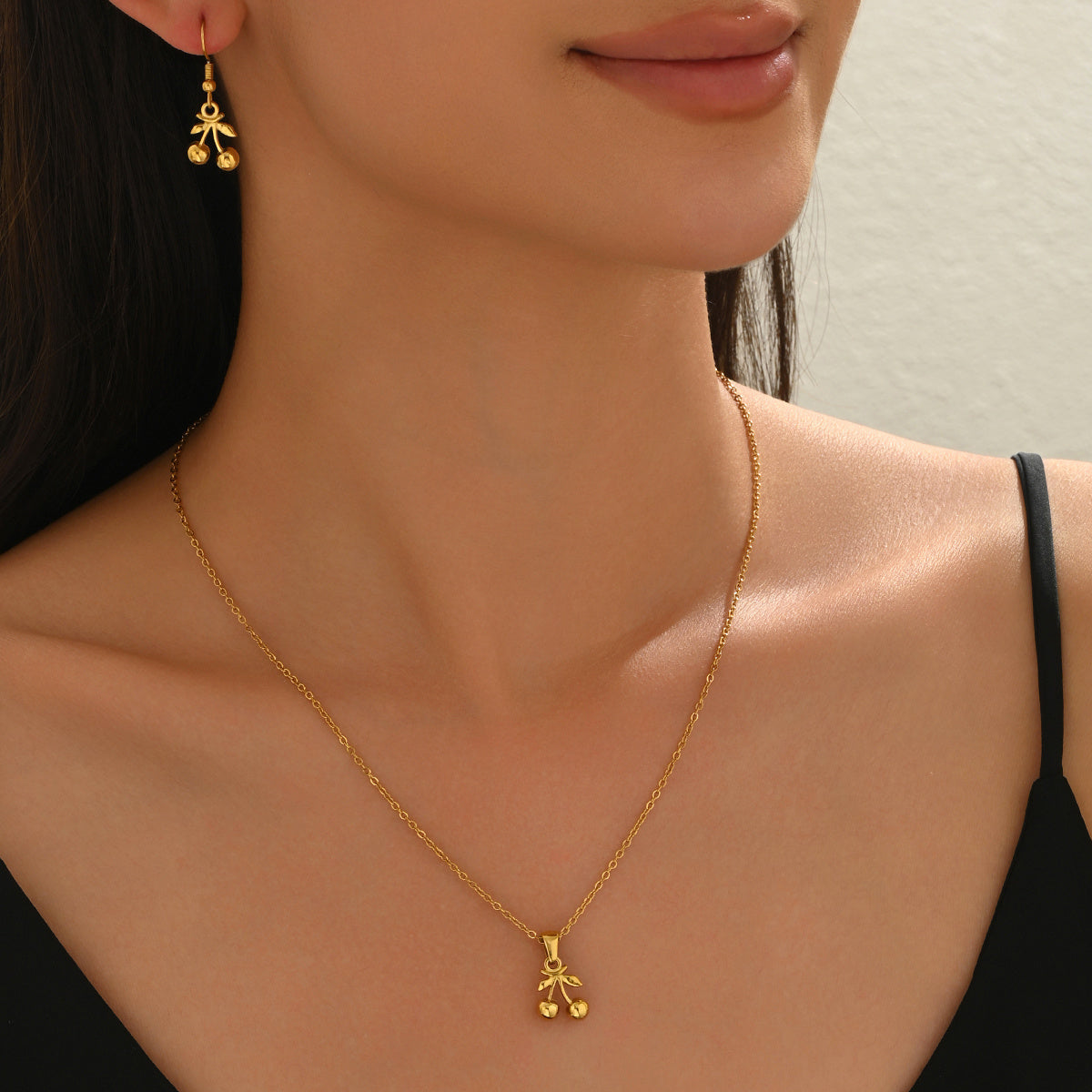 Lxalry 18K Gold Plated Cherry Mirror Jewelry Set  Hypoallergenic Skin  Safe Necklace   Drop Earrings Never Fade Adjustable Luxury Gift For  Evening Wear