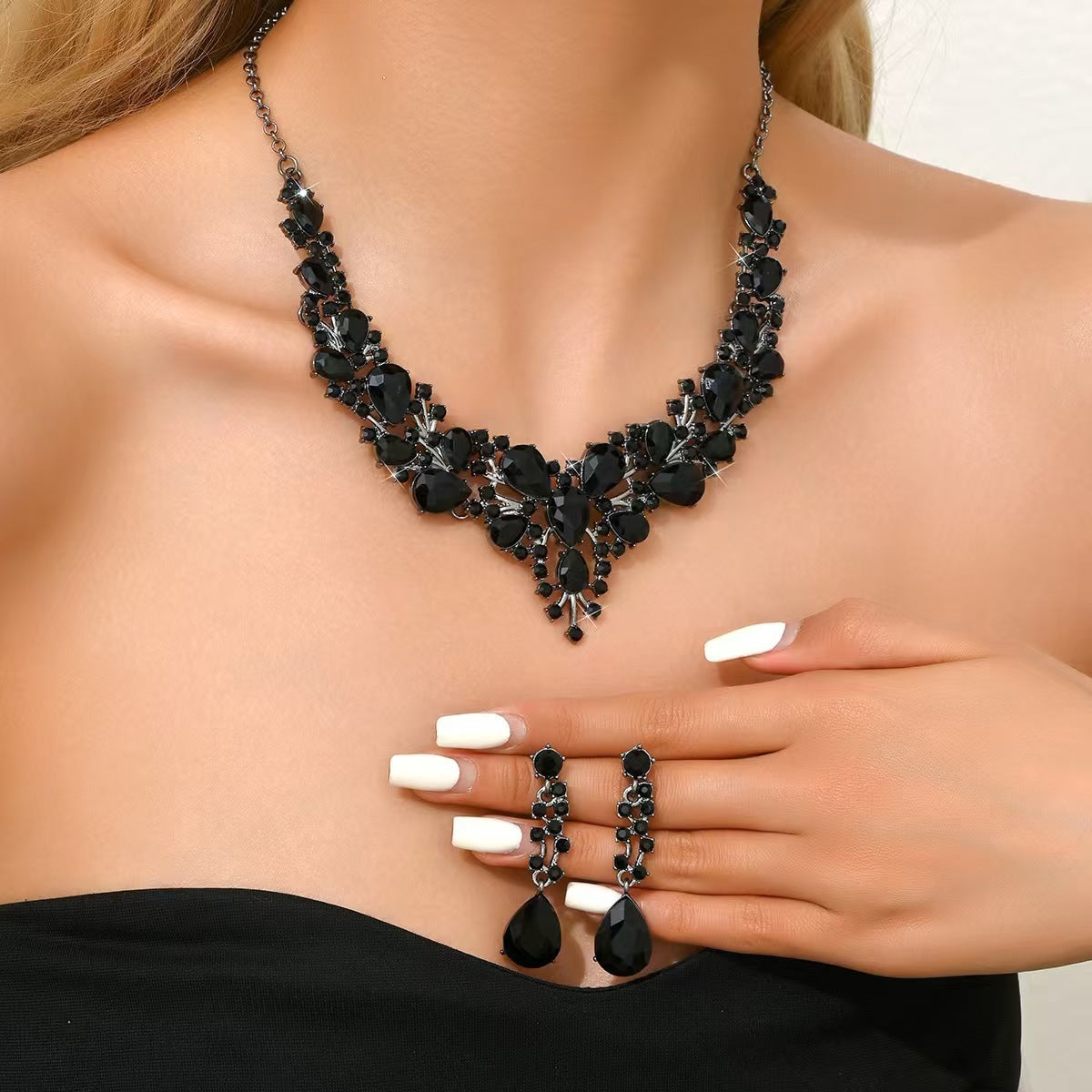 Water Drop Women's Alloy Bridal Necklace Two-piece Earrings Set