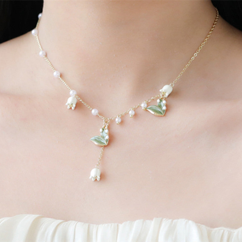 Women's Fashion Temperament Bell Orchid Flower Pendant Necklace