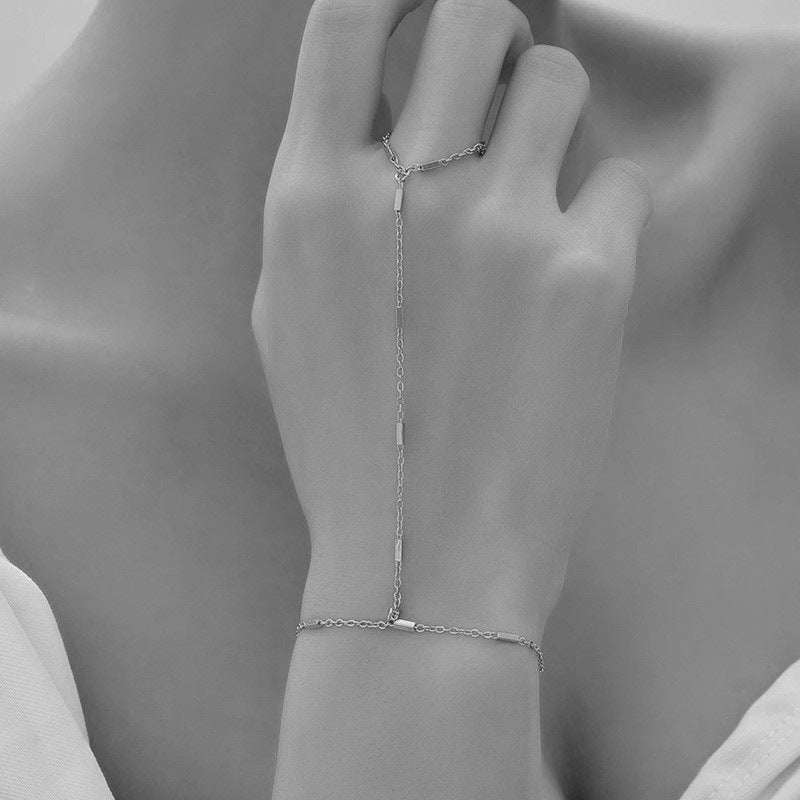 Creative Ring Connecting Finger Love Chain Bracelet