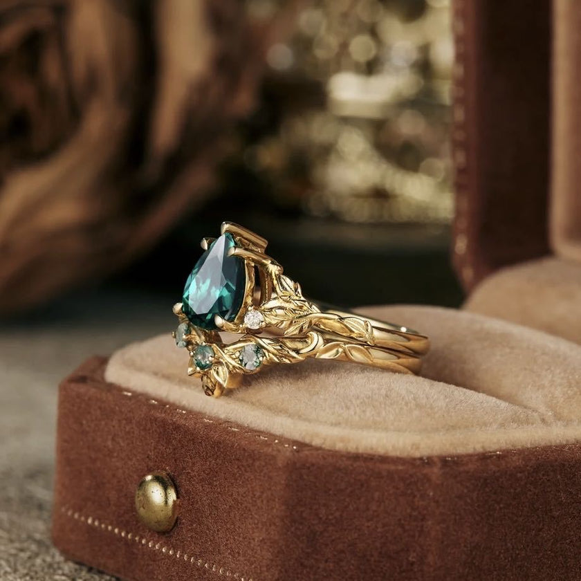 Palace Style Emerald Water Drop Zircon Ring Gold-plated Inlaid Lvzuan Couple Rings