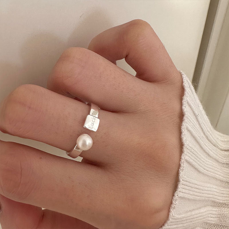 Simple French Retro 925 Sterling Silver Luck Letter Pearl Ring For Women