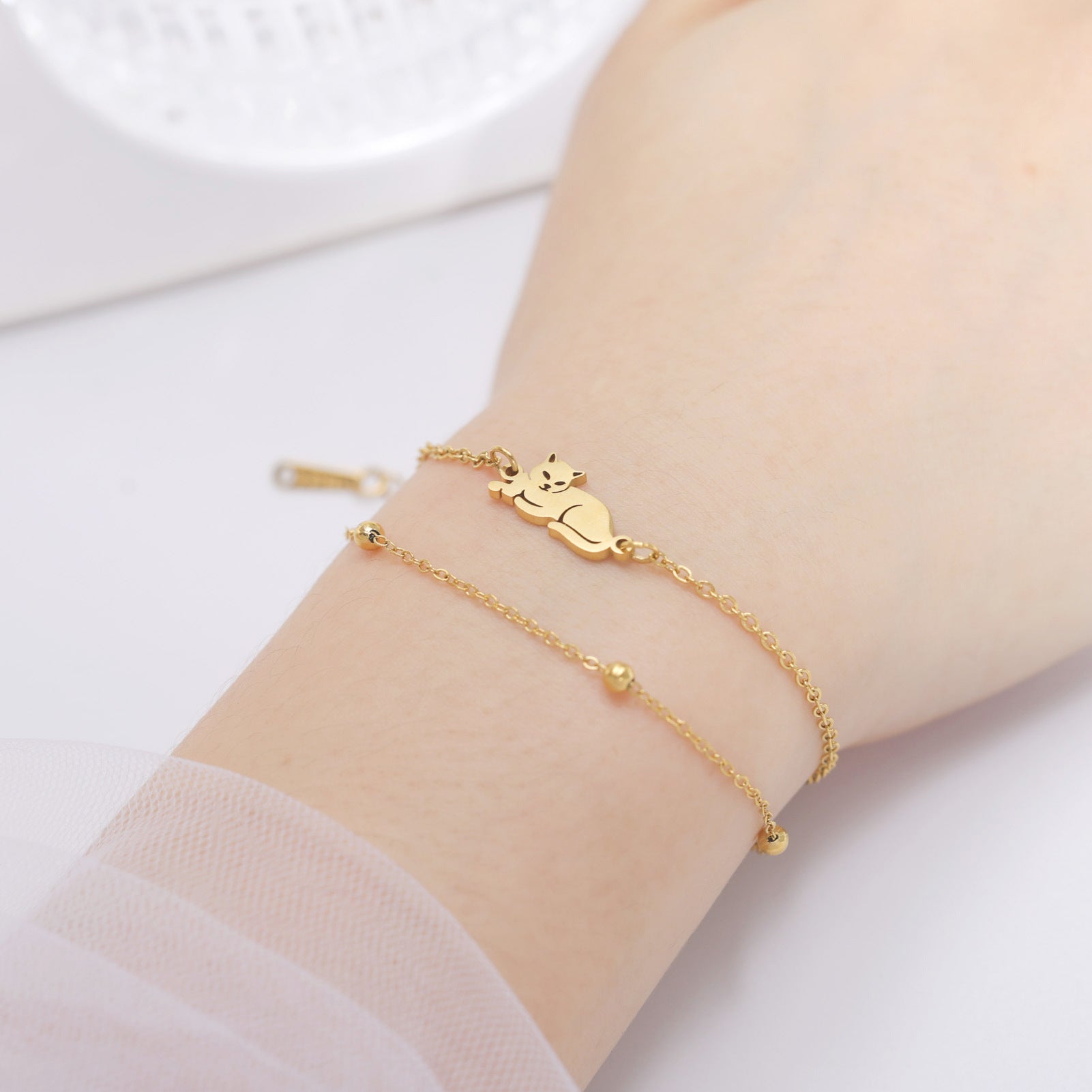 Cute Double Hole Lying Kitten Pendant Titanium Steel Bracelet
