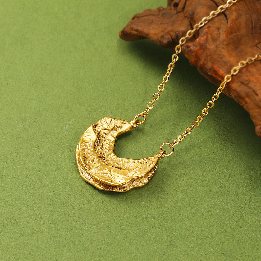 European And American Ins Personality Shaped Hammered Pattern Elegant Necklace Women