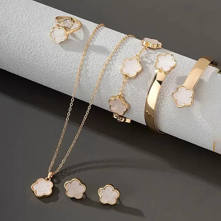 Five Petal Flower 5-piece Necklace Brace Lace Bracelet Stud Earrings Ring