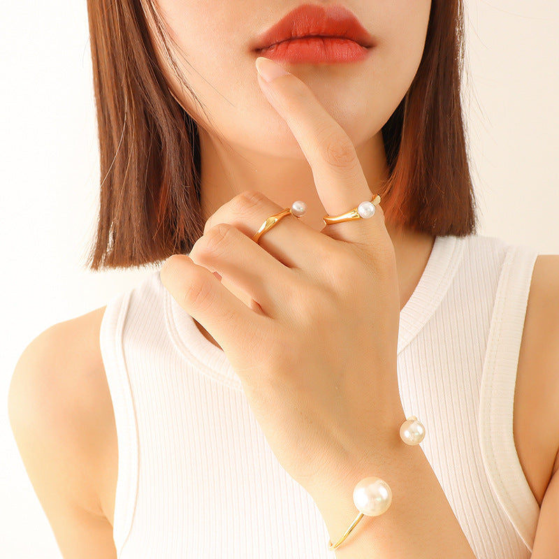 Retro Fashion Elegant Pearl Ring