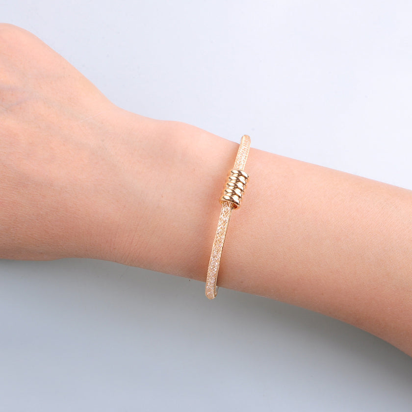 Fashion Alloy Hollow Geometric Bangle Bracelet Women